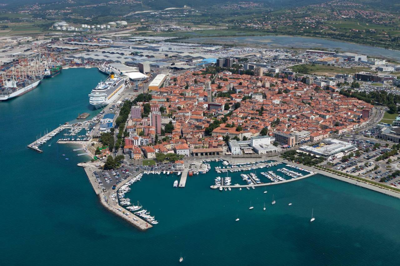 Hotel Sobe Pri Anici Koper Zewnętrze zdjęcie